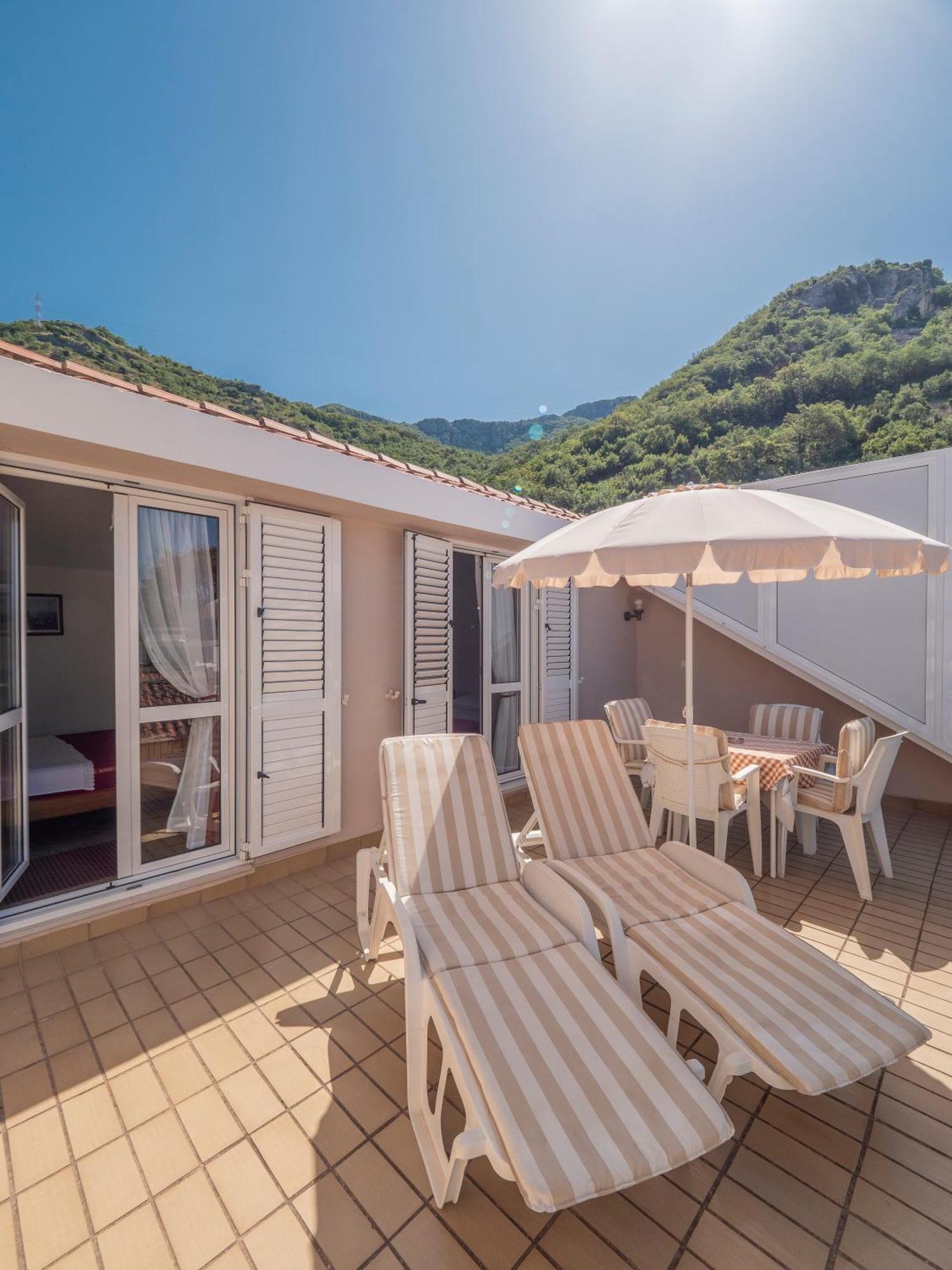 Apartments Marina Sveti Stefan Kültér fotó